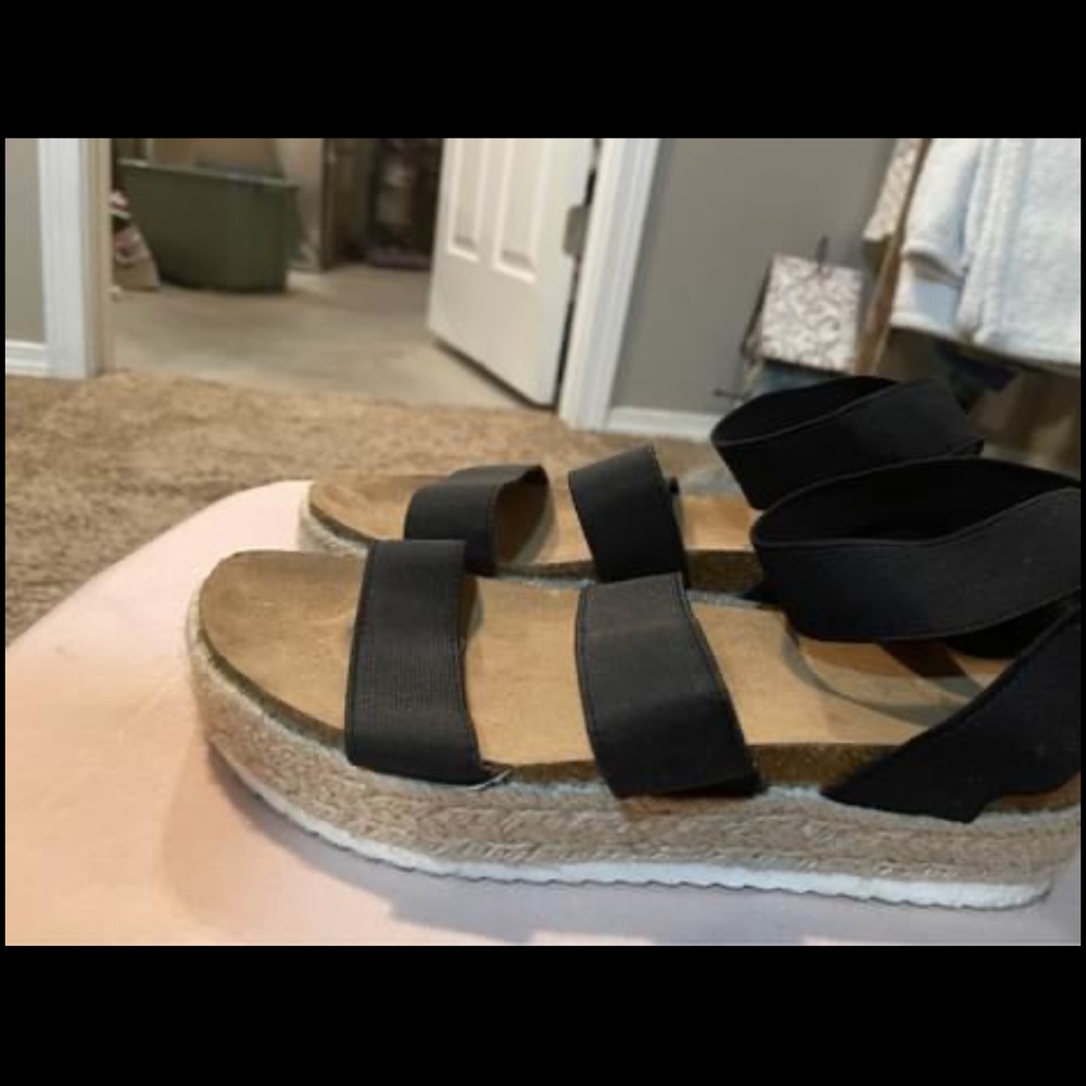 Womans Wedge From Target Size 8 - image 2